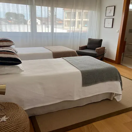 Moradia Exclusiva Junto Ao Mar *